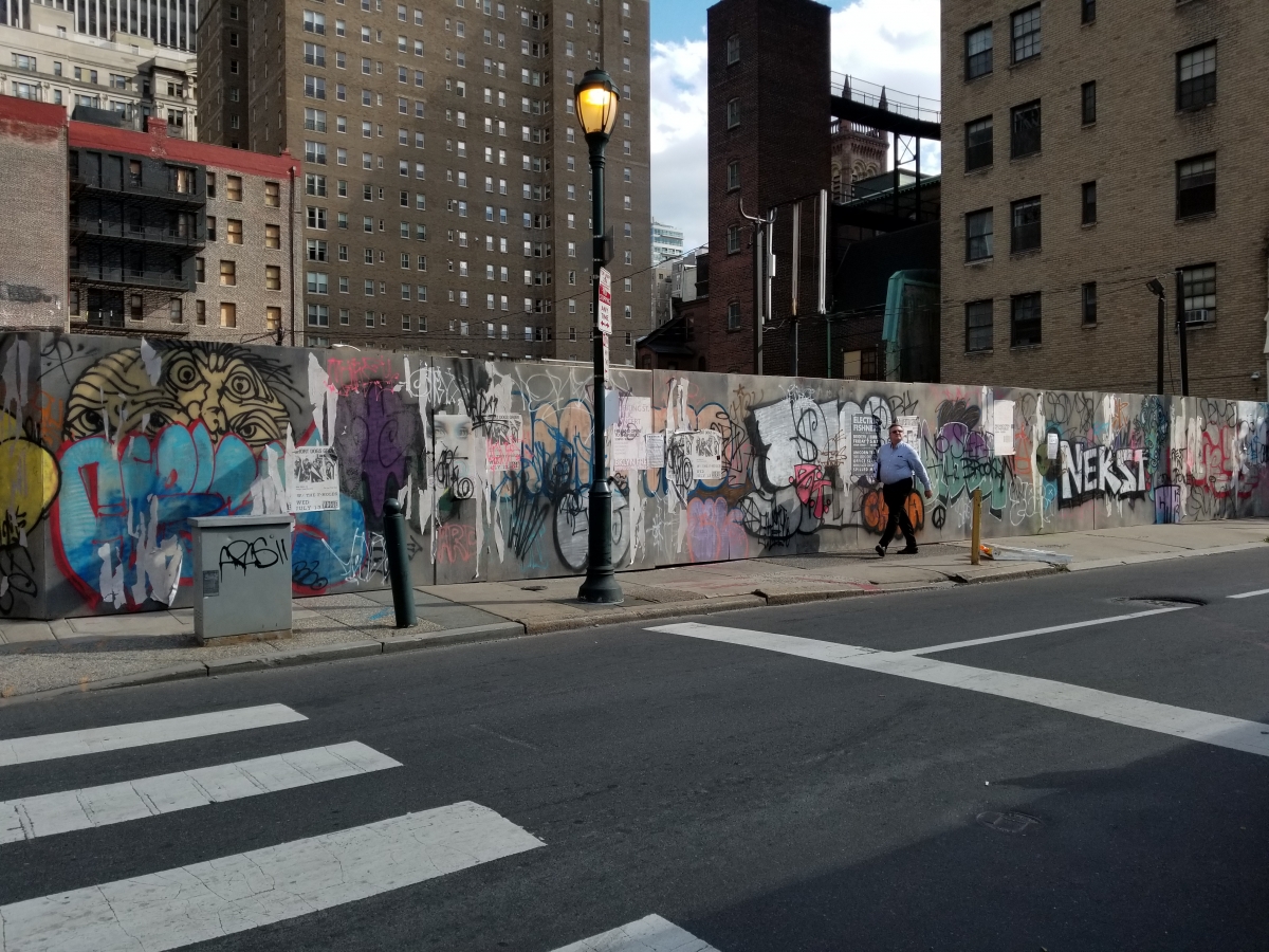 17 Bridges Filming Location, Graffiti Wall, 20th & Sansom Streets