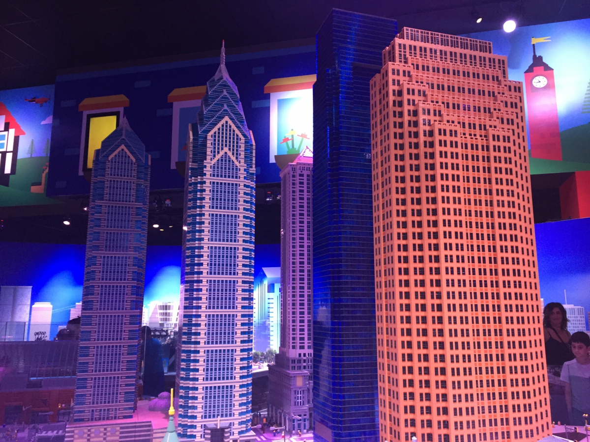 Philadelphia Skyline - Legoland Discovery Center