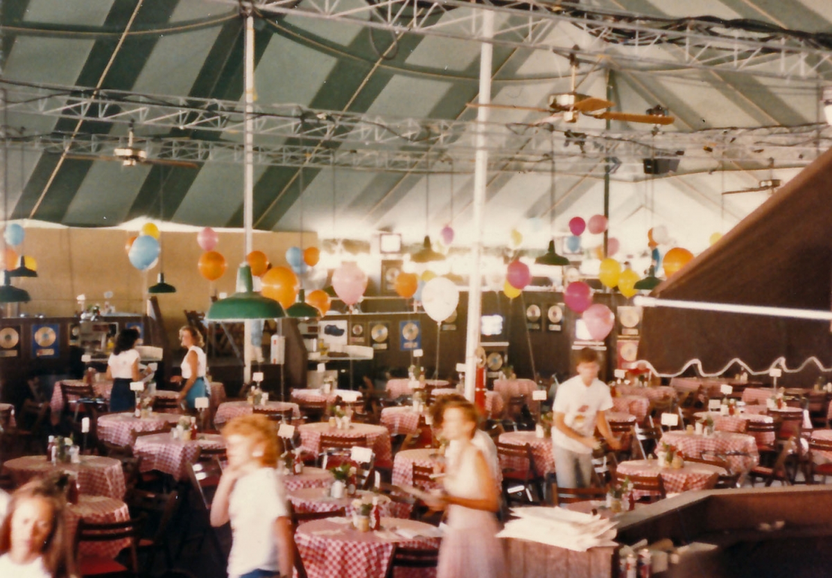 Hard Rock Cafe at Live Aid Philadelphia, July 13, 1985 (Photo Credit: Le Monsieur de le Coin Bureau)
