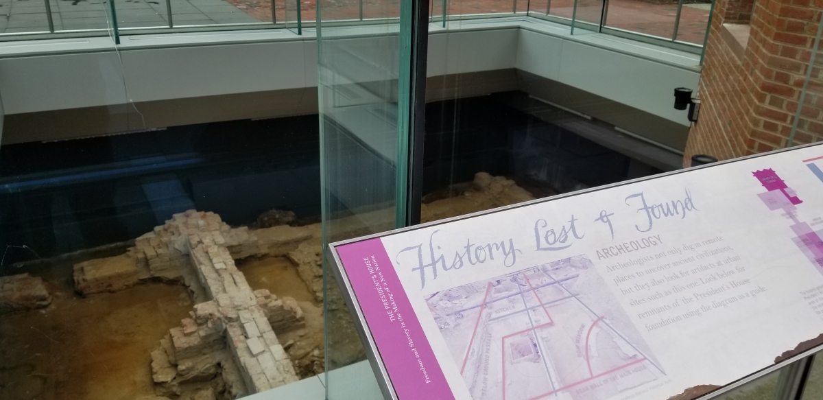 The President's House: Freedom and Slavery in the Making of a New Nation