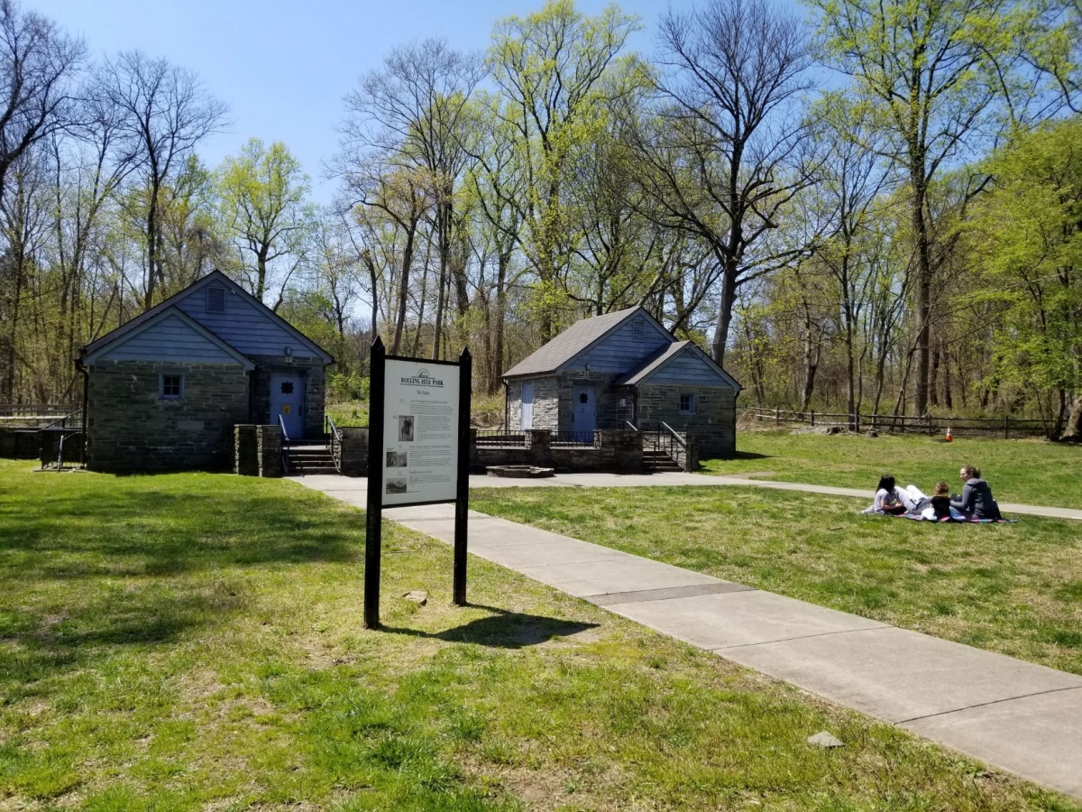 Rolling Hill Park, Former Pew Bathhouses, Gladwyne, PA