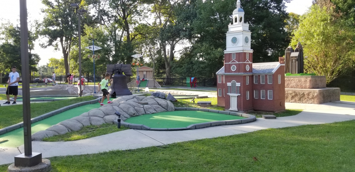 Philly Mini Golf at Franklin Square