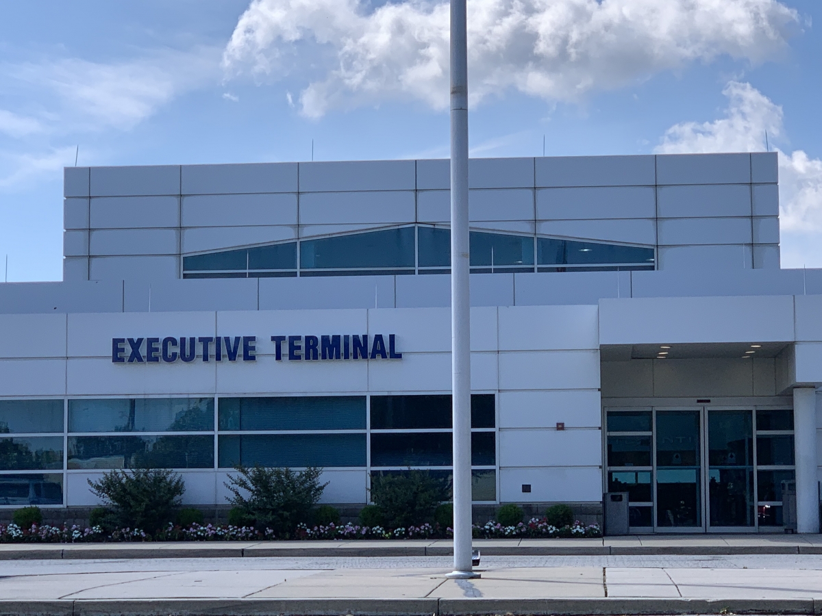 Atlantic Aviation Executive Terminal at PHL