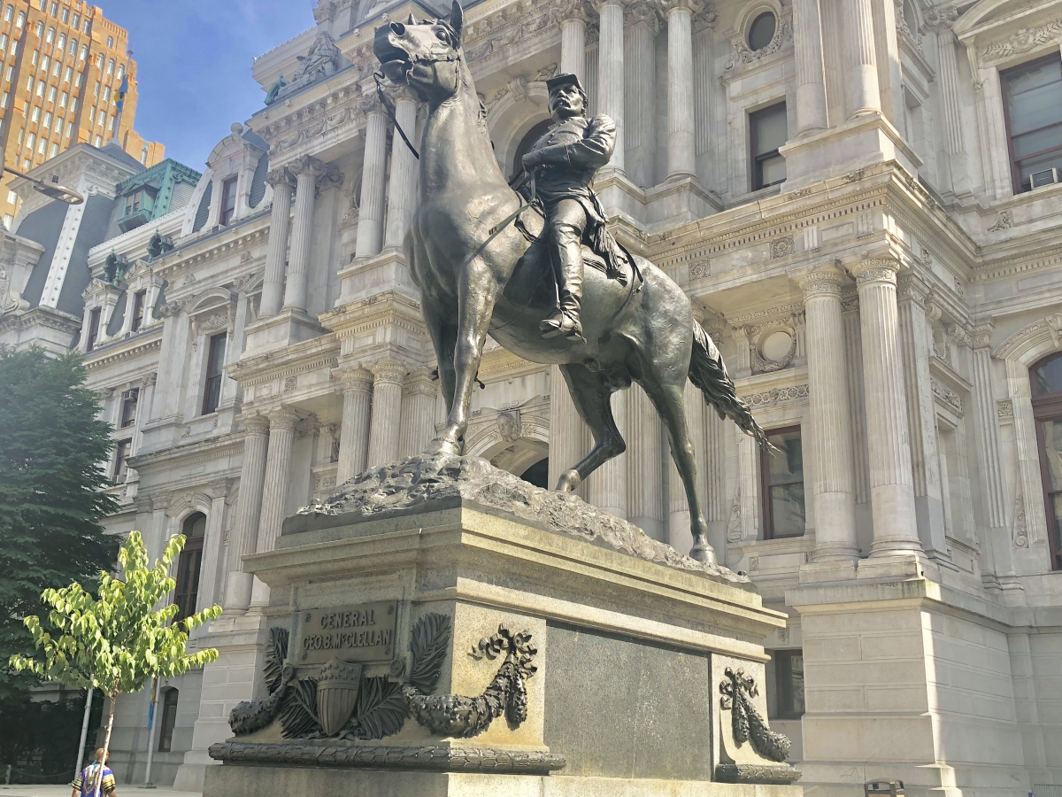 Statue of General McClellan