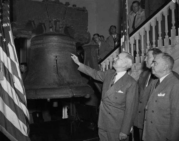 Harry Truman Inspects the Liberty Bell while visiting Independence Hall - October 6, 1948 - The National Park Service