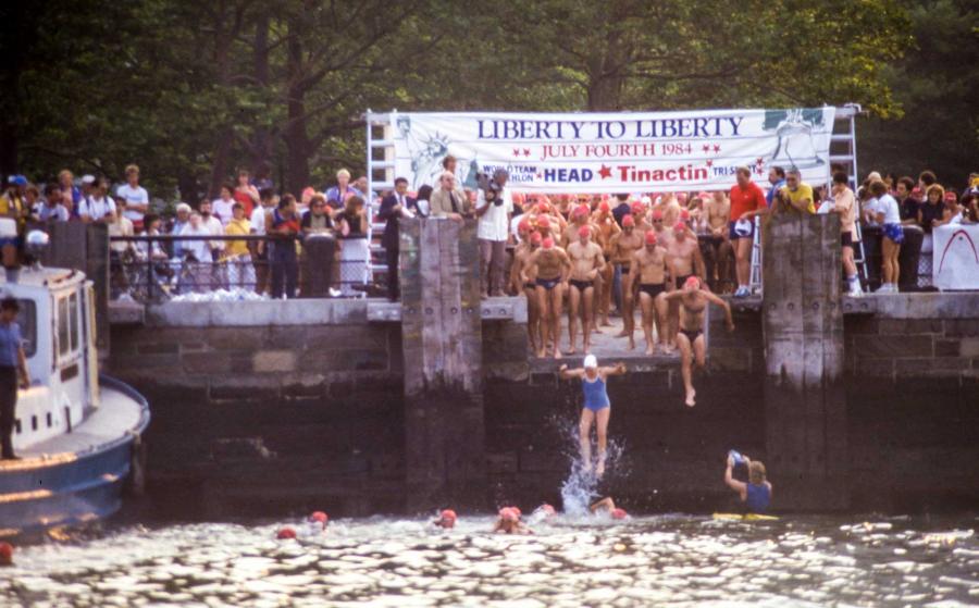 Liberty to Liberty Triathlon, July 4, 1984, Battery Park in New York to Independence Hall in Philadelphia (Credit: Trihistory.com)